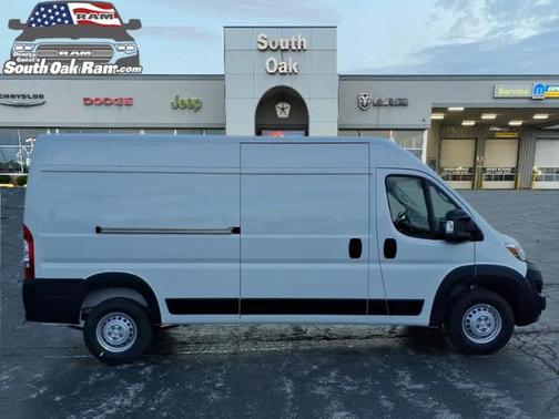 Bright White Clearcoat 2026 RAM ProMaster 2500 High Roof