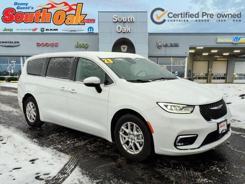 2023 Chrysler Pacifica Touring L