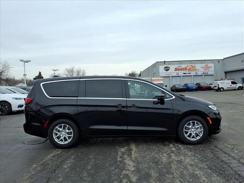 2026 Chrysler Pacifica L