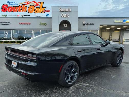 Diamond Black Crystal Pearlcoat 2026 Dodge Charger R/T