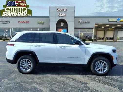 2025 Jeep Grand Cherokee Laredo