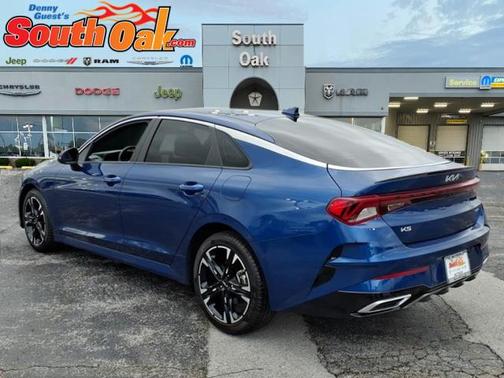 2024 Kia K5 GT-Line