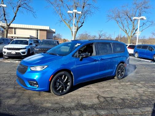 2026 Chrysler Pacifica L