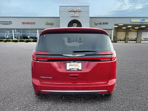 Red Hot Pearlcoat 2026 Chrysler Pacifica L