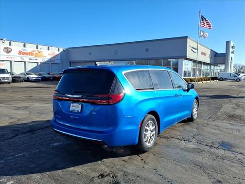 2026 Chrysler Pacifica L