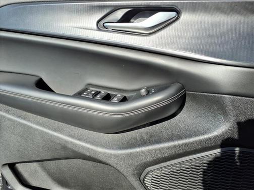 Diamond Black Crystal Pearlcoat 2023 Jeep Grand Cherokee Altitude