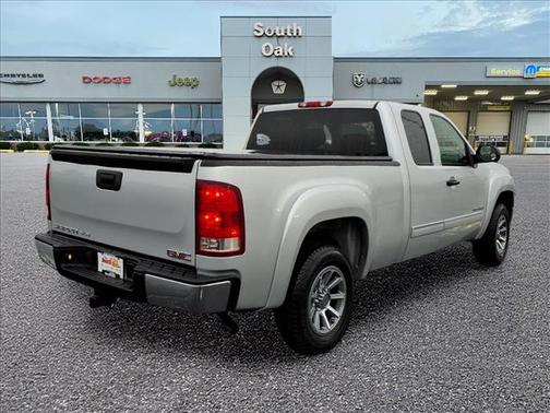 Pure Silver Metallic 2011 GMC Sierra 1500 SLE