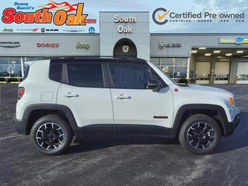 2023 Jeep Renegade Trailhawk