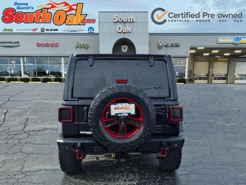 Black Clearcoat 2021 Jeep Wrangler Unlimited Sahara