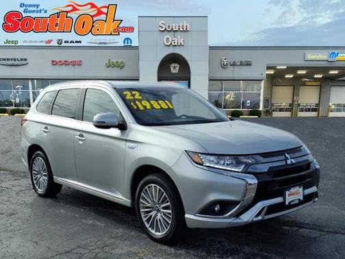 Alloy Silver Metallic 2022 Mitsubishi Outlander PHEV SEL