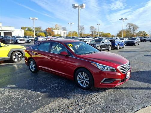 2017 Hyundai SONATA SE