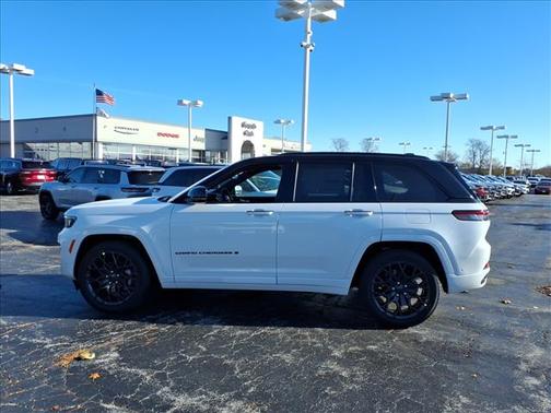 2025 Jeep Grand Cherokee Summit