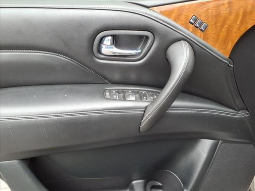 2018 INFINITI QX80 Base