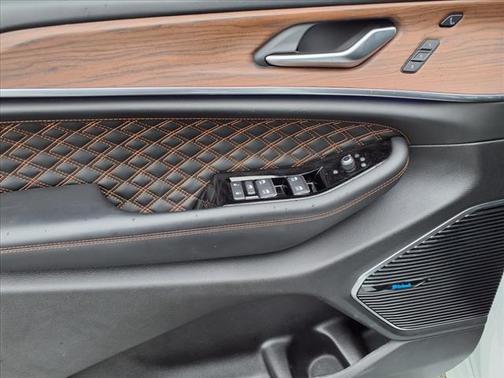 2022 Jeep Grand Cherokee Summit