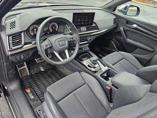 2025 Audi SQ5 Premium Plus TFSI quattro Tiptronic
