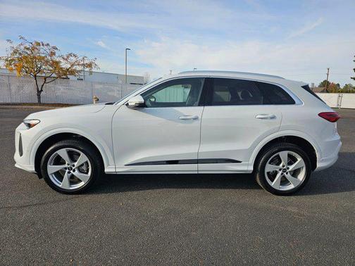 2025 Audi Q5 Premium Plus TFSI quattro S tronic