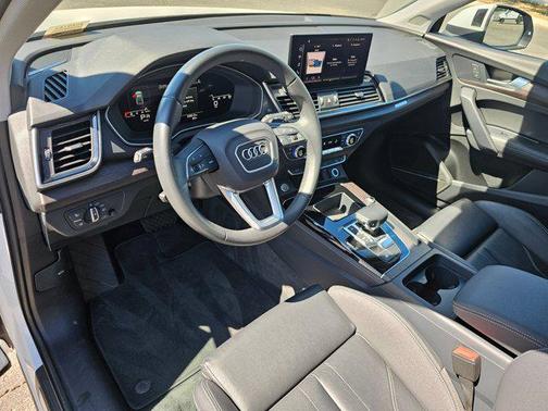 2024 Audi Q5 Premium Plus 45 TFSI S line quattro