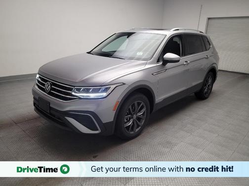 Pyrite Silver Metallic 2023 Volkswagen Tiguan 2.0T SE