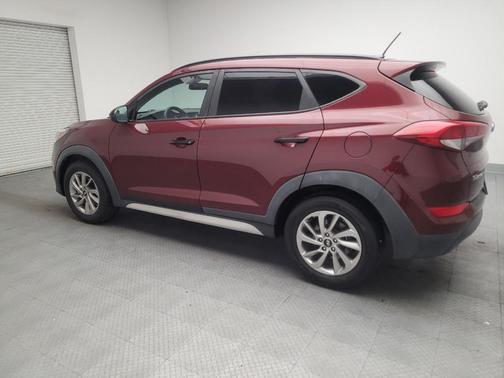 Ruby Wine 2017 Hyundai TUCSON SE
