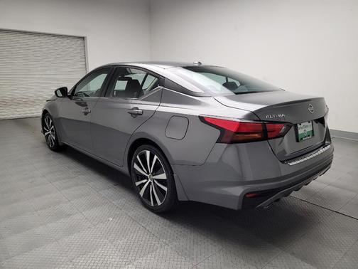 2022 Nissan Altima SR FWD