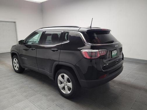 Diamond Black Crystal Pearlcoat 2020 Jeep Compass Latitude