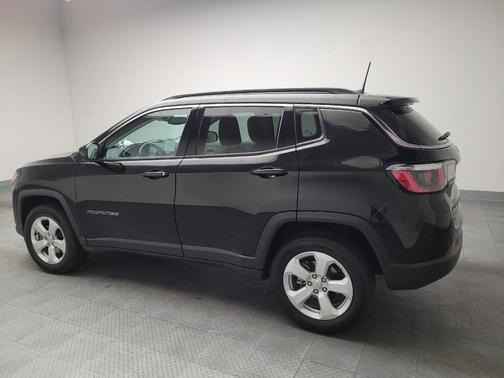 Diamond Black Crystal Pearlcoat 2020 Jeep Compass Latitude