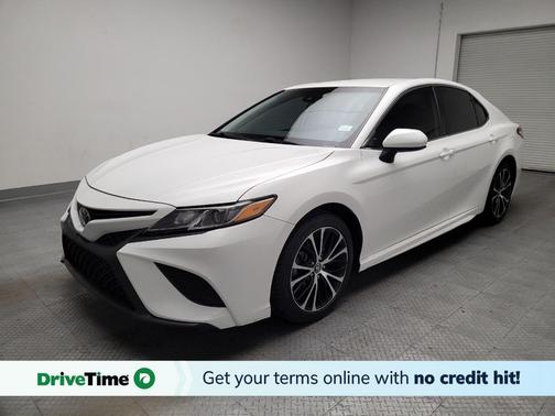 Super White 2020 Toyota Camry SE