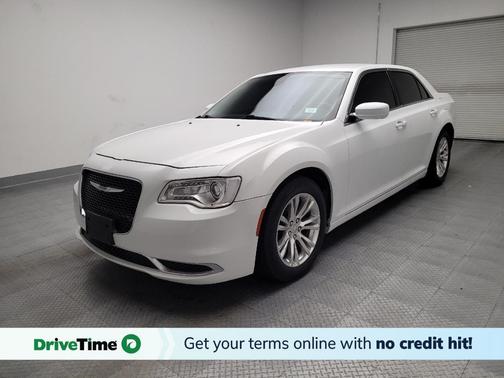 2017 Chrysler 300 Limited