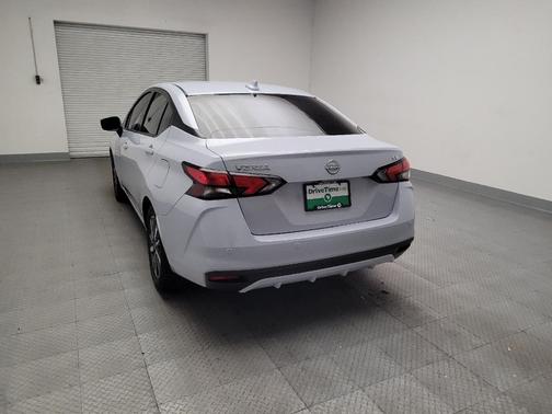 2024 Nissan Versa 1.6 SV