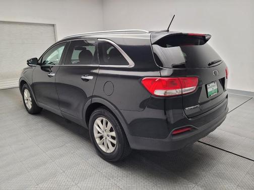 2018 Kia Sorento LX