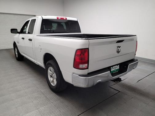 Brilliant Black Crystal Pearlcoat 2017 RAM 1500 Express