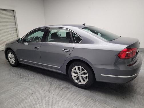 2016 Volkswagen Passat 1.8T S