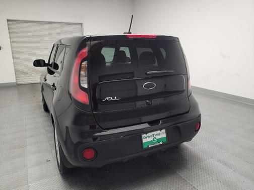 2018 Kia Soul Base