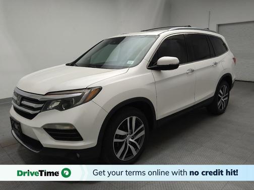 White Diamond Pearl 2017 Honda Pilot Touring