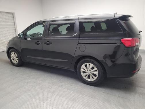 2017 Kia Sedona LX