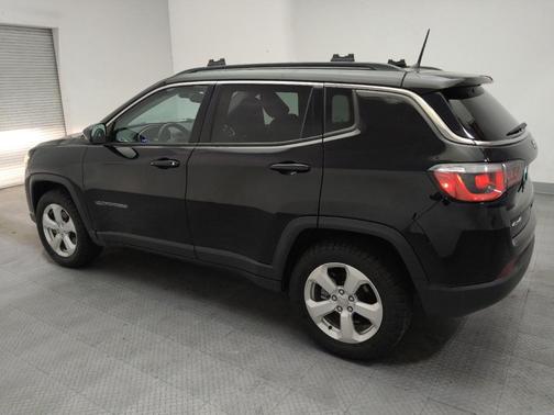 Diamond Black Crystal Pearlcoat 2017 Jeep New Compass Latitude