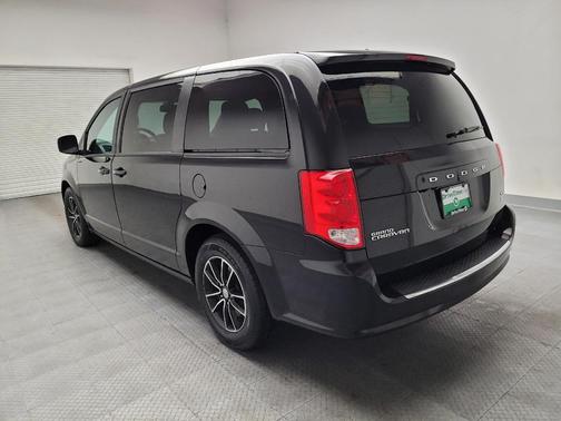 Black Onyx Crystal Pearlcoat 2019 Dodge Grand Caravan GT