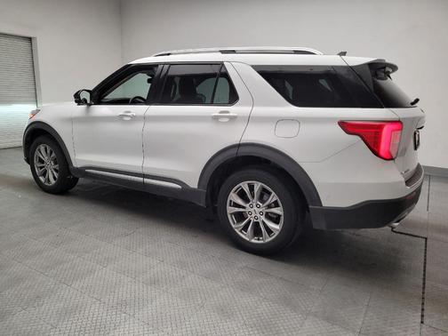 White 2021 Ford Explorer Limited