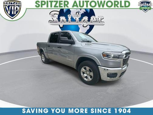 Billet Silver Metallic Clearcoat 2025 RAM 1500 Big Horn/Lone Star