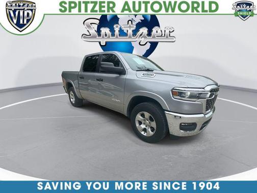 Billet Silver Metallic Clearcoat 2025 RAM 1500 Big Horn/Lone Star