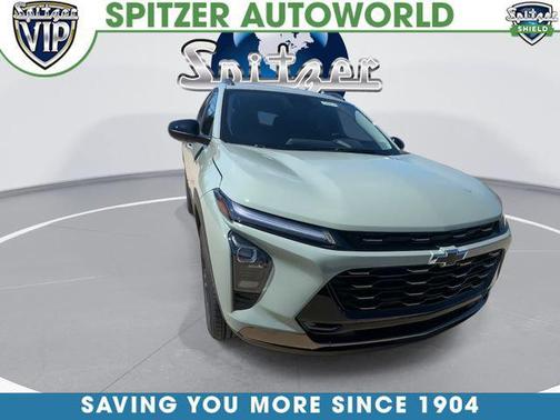 Cacti Green 2026 Chevrolet Trax FWD ACTIV