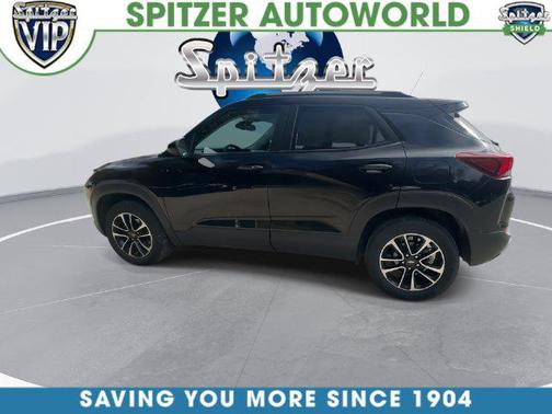 Mosaic Black Metallic 2024 Chevrolet Trailblazer LT