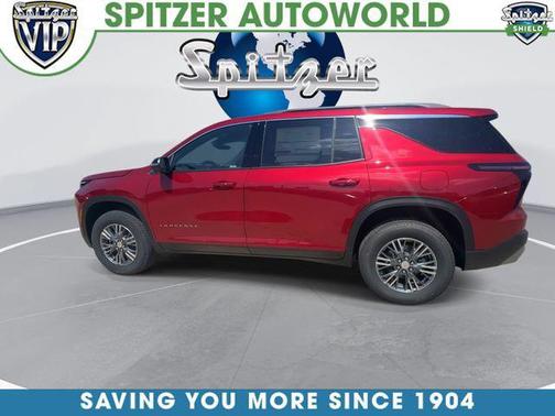 Radiant Red Tintcoat 2026 Chevrolet Traverse LT