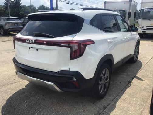 2024 Kia Seltos S