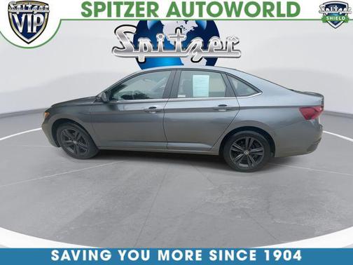 Gray 2023 Volkswagen Jetta 1.5T SE
