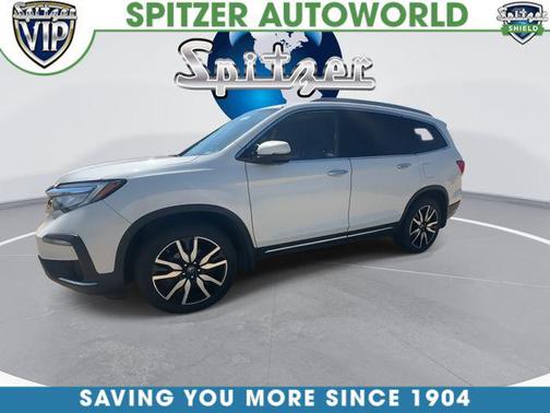 White 2022 Honda Pilot Touring 8-Passenger