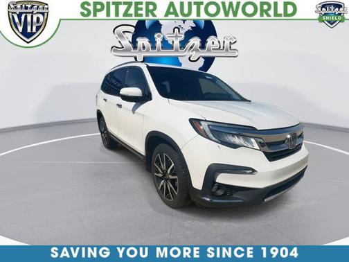 White 2022 Honda Pilot Touring 8-Passenger