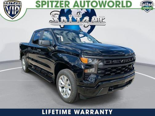 Black 2026 Chevrolet Silverado 1500 Custom