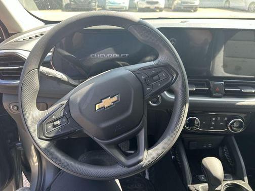Sterling Gray Metallic 2024 Chevrolet Trailblazer LT