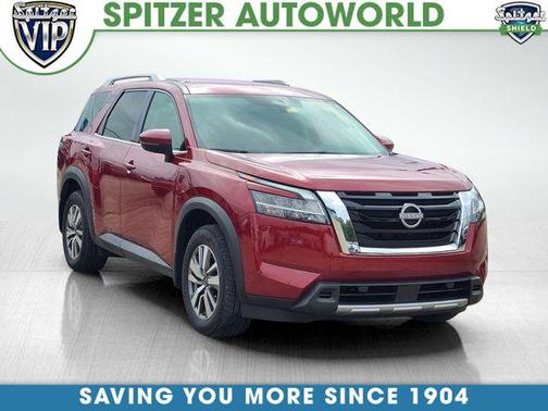 2023 Nissan Pathfinder SL 4WD